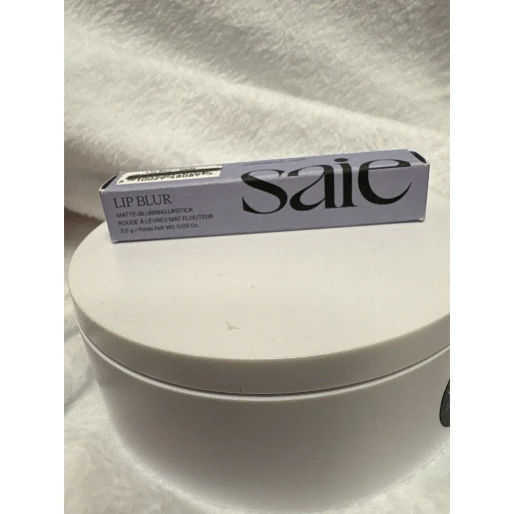 SAIE Lip Blur Matte Blurring Lipstick Dada 2.5g Full Size New in Box